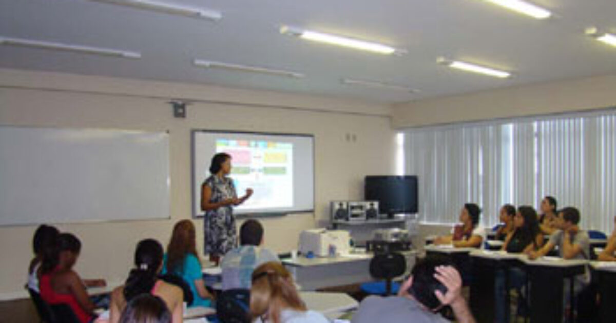 Curso aborda metodologia da pesquisa