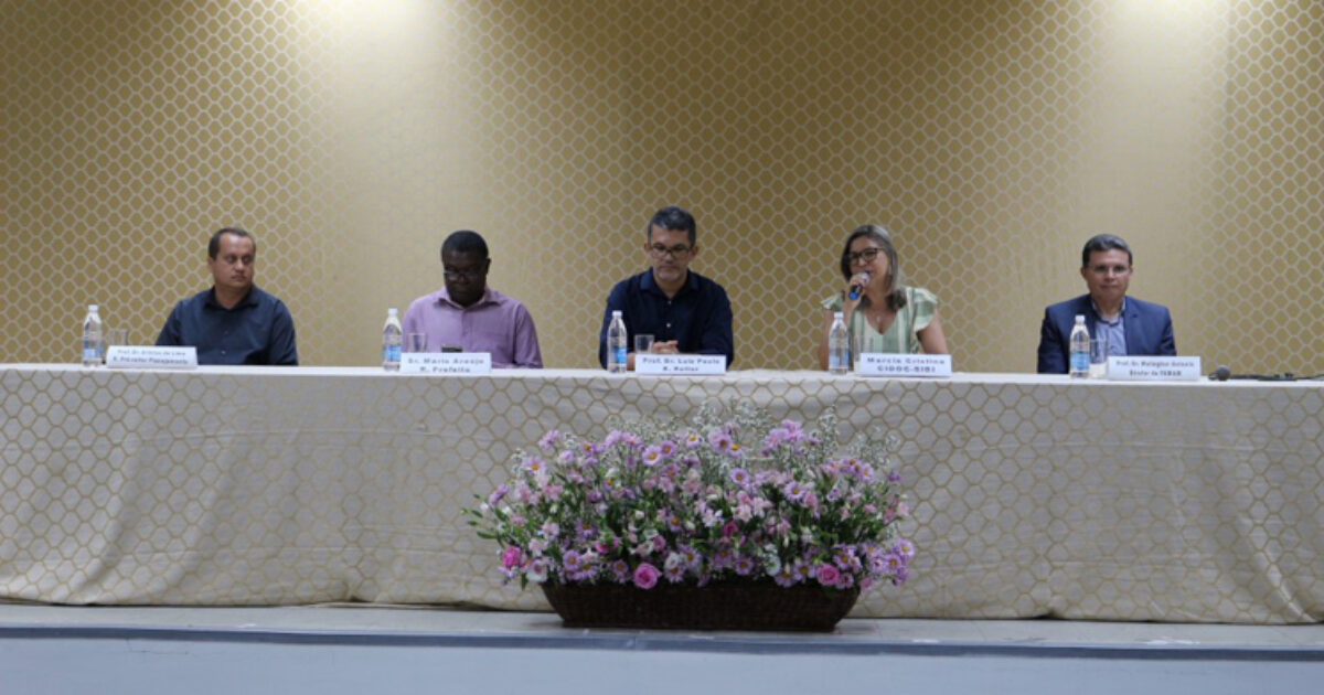 UFRB comemora II Semana Nacional do Livro e da Biblioteca com atividades itinerantes